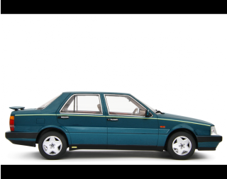 Lancia Thema 8.32 1986 VERDE REFLEX  Laudoracing 1:18 Resinemodell (Türen, Motorhaube... nicht zu öffnen!)
